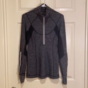 Lululemon half zip run top